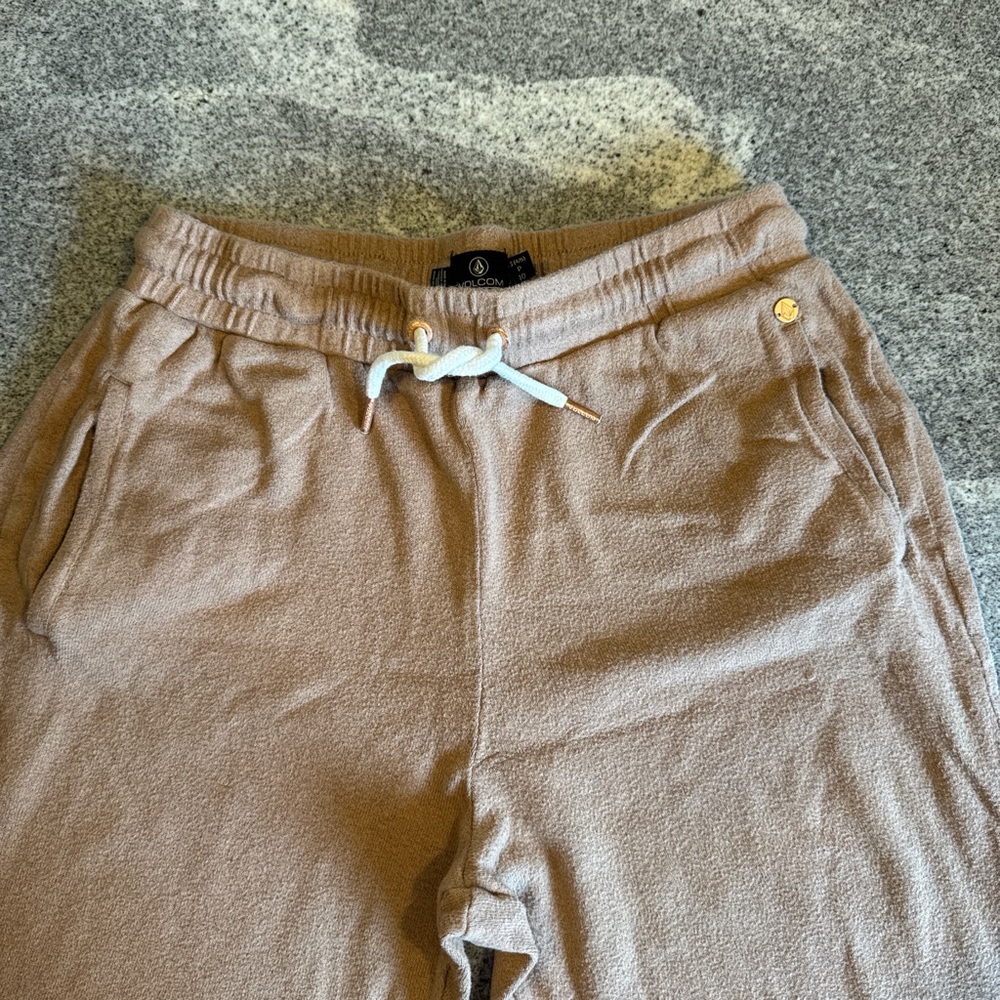 Volcom Joggers in Camel Sz S